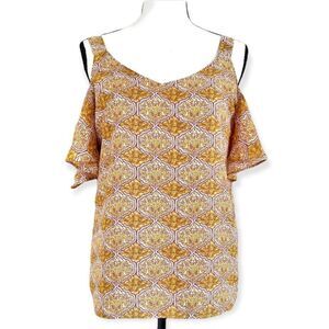 NWOT Adrienne Vittadini Cold Shoulder Top size M